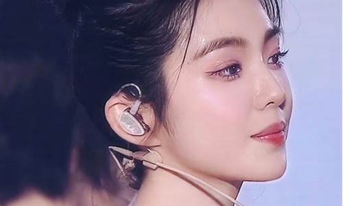 财经直播侧脸(财经直播室视频)_https://www.jyywjc.com_上交所_第1张